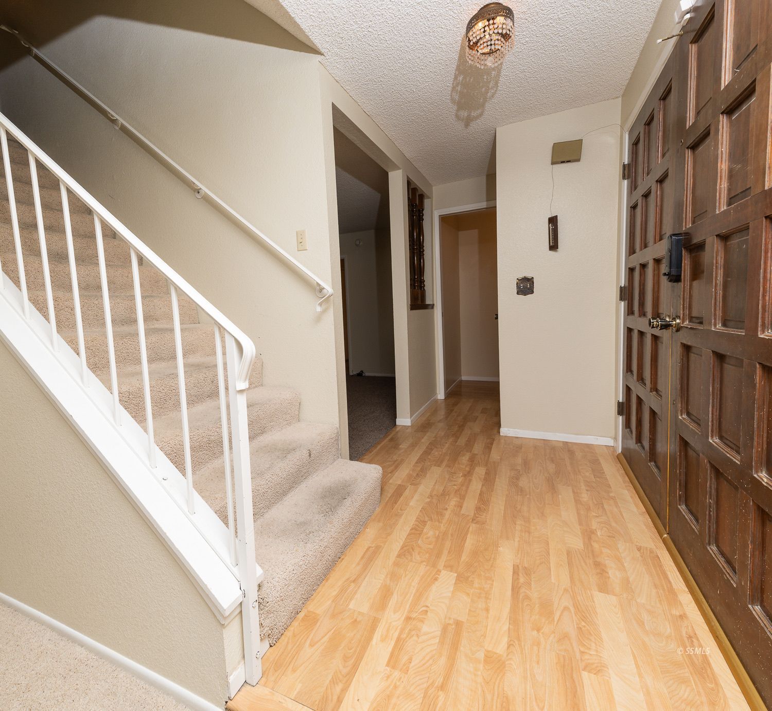 539 W Wasp AVE — Photo 5
