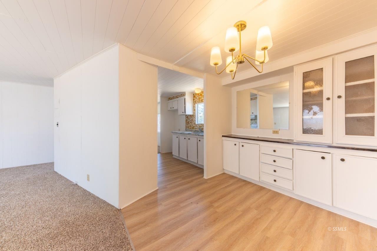 1404 W Langley AVE — Photo 5