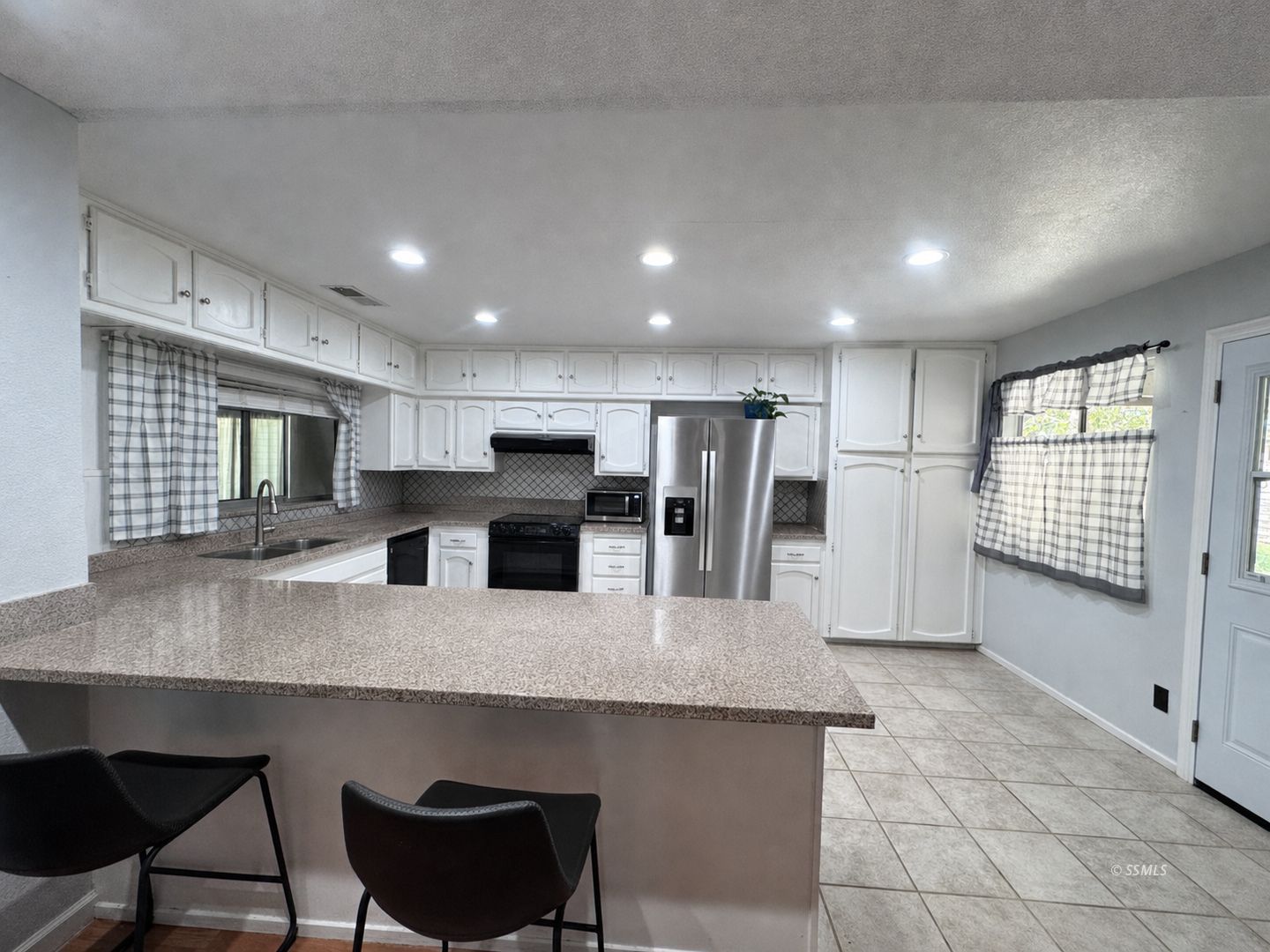 507 Weiman AVE — Photo 5
