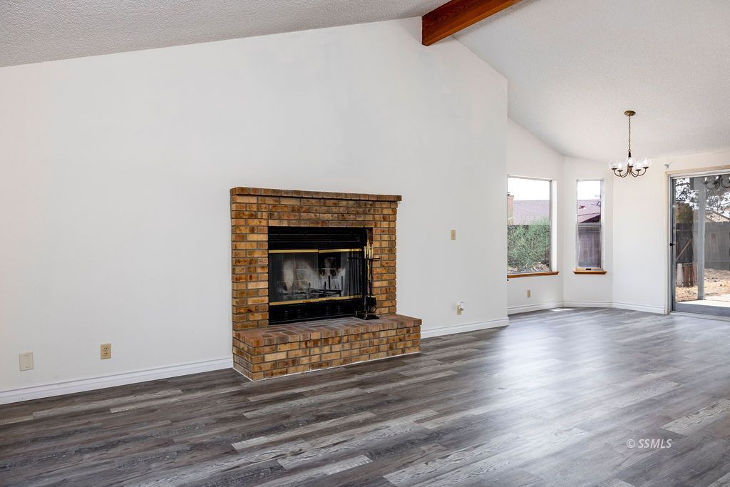 611 Plumblossom CT — Photo 5