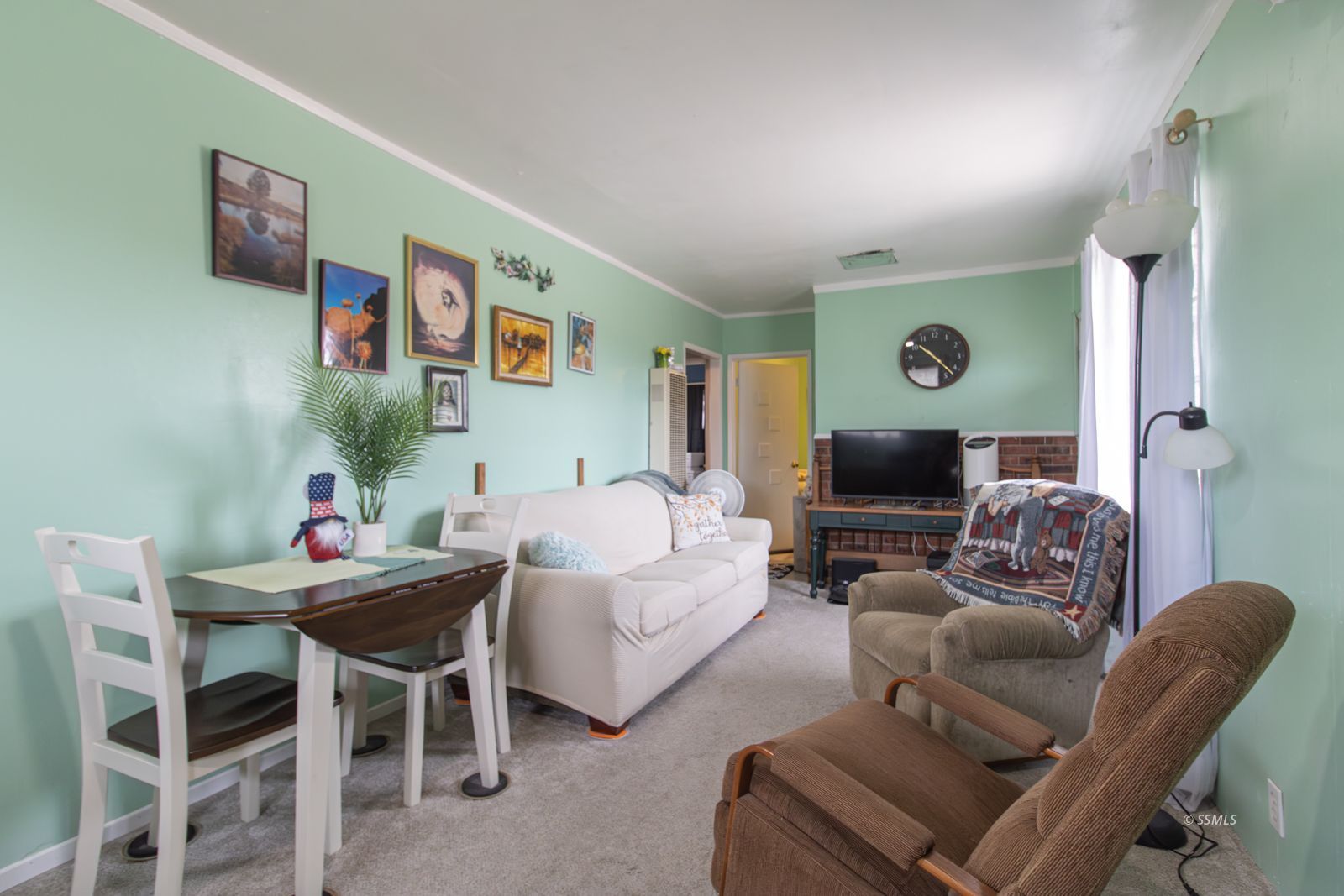 814 &amp; 815 E Coral AVE — Photo 5