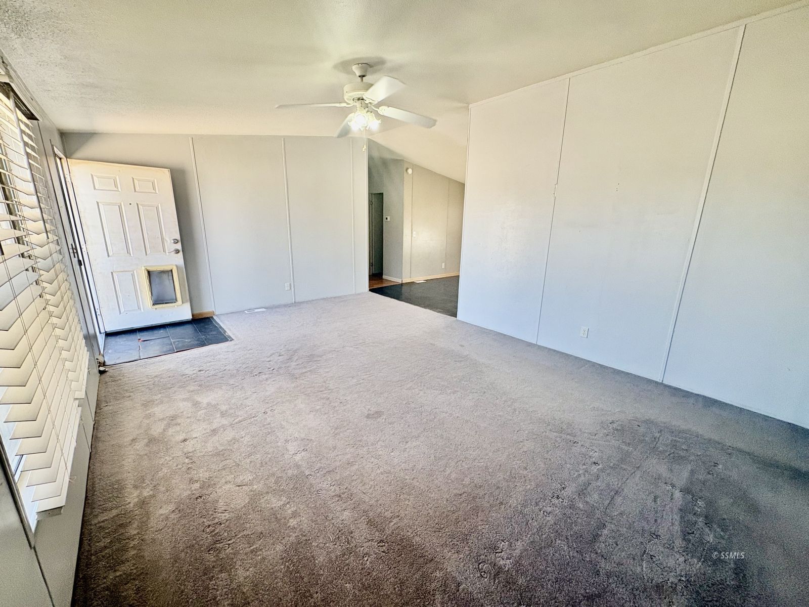 1045 N Calvert BLVD — Photo 5